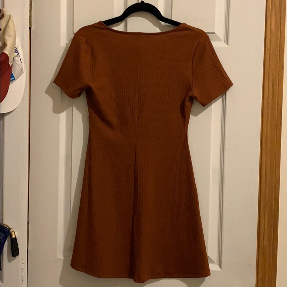 Dress - Picture 3 of 3